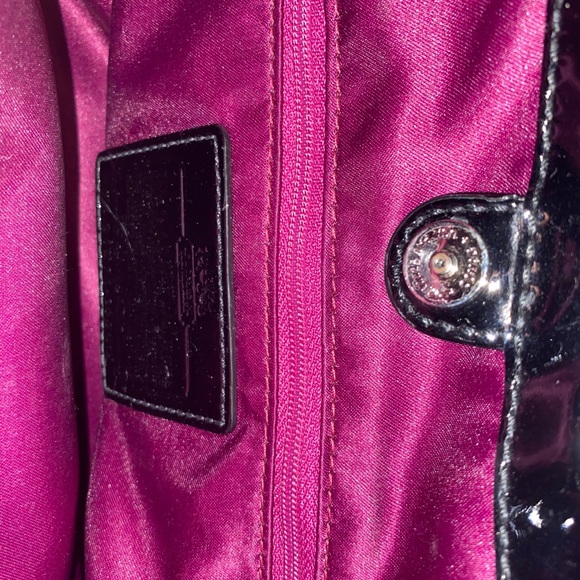 Coach purse - Picture 2 of 3